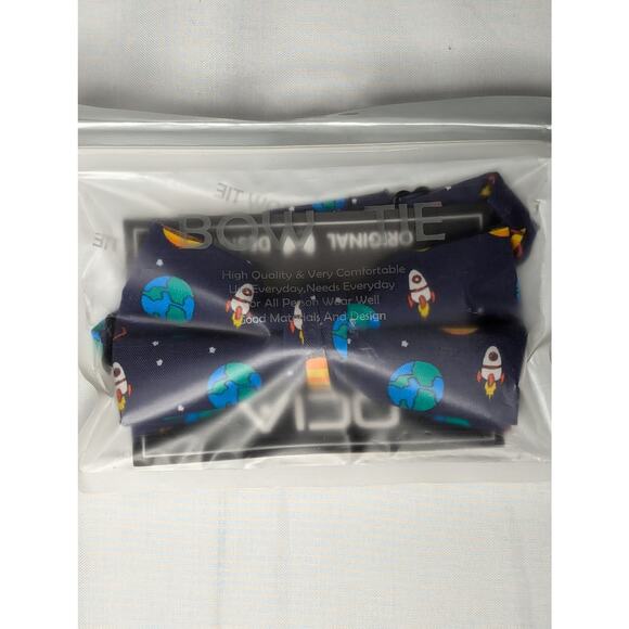 OCIA Space Pattern Bow Tie - Picture 2 of 3